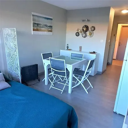 116, Port Venus Au Village Naturiste * Agde